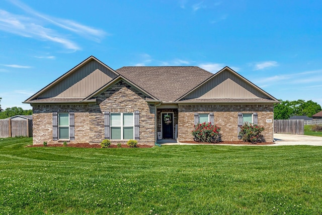 5014 Rainier Dr, Chapel Hill, TN 37034 - craftsman inspired home featuring a shingled roof and stone siding