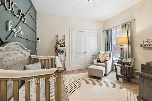 141 Fieldcrest Cir, Hendersonville, TN 37075 - bedroom featuring light carpet and a closet