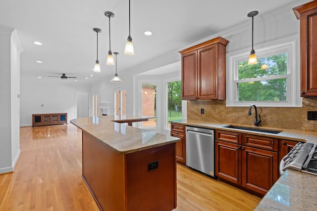8224 Victory Trl, Brentwood, TN 37027 - kitchen with stainless steel dishwasher, a sink, plenty of natural light, ceiling fan, and recessed lighting