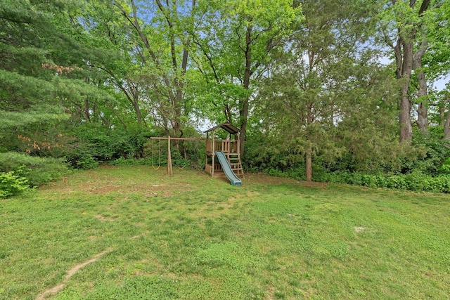 8224 Victory Trl, Brentwood, TN 37027 - view of grassy yard with a playground