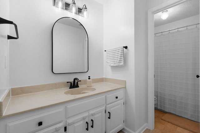 2011 Spring Meadow Cir, Spring Hill, TN 37174 - full bathroom featuring vanity and toilet