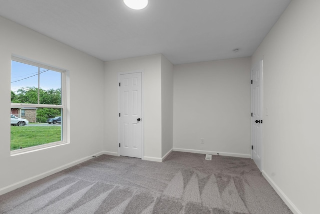 846 Forrest Glen Dr, Old Hickory, TN 37138 - unfurnished room with baseboards and carpet flooring