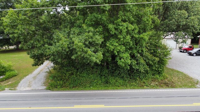 992 Yellow Creek Rd, Dickson, TN 37055
