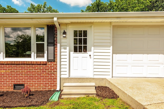 154 Church Ave, Watertown, TN 37184 - entrance to property with brick siding, visible vents, and crawl space