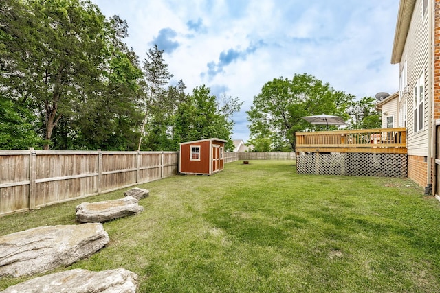 1505 Sylvan Park Ct, Mount Juliet, TN 37122 - view of yard featuring a deck, a shed, and an outdoor structure