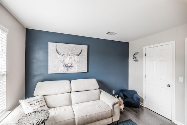 1505 Sylvan Park Ct, Mount Juliet, TN 37122 - living area with wood finished floors and baseboards