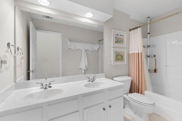 9404 Dove Field Ct, Brentwood, TN 37027 - full bath featuring toilet, shower / tub combo with curtain, visible vents, and a sink