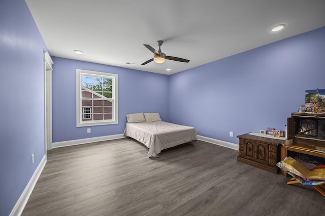 601 Joyce Ave, Lewisburg, TN 37091 - bedroom featuring a ceiling fan, visible vents, wood finished floors, and baseboards