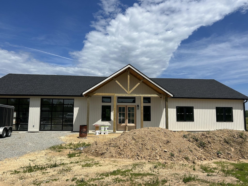 188 Beartown Rd, Loretto, TN 38469 - view of front of property with an attached garage