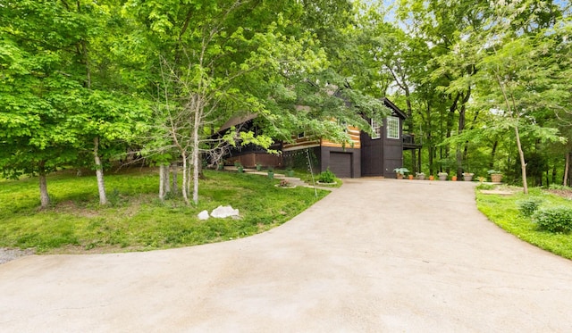 460 Seven Springs Rd, Clarksville, TN 37043 - view of home's community featuring aphalt driveway and a garage