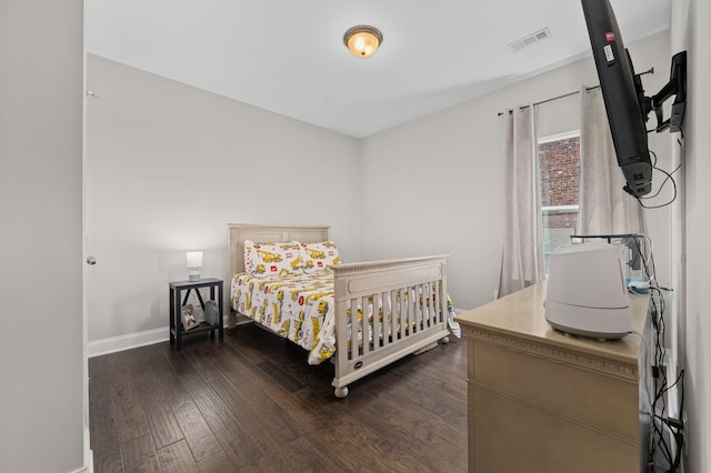 567 Oakvale Ln, Mount Juliet, TN 37122 - bedroom with dark wood-type flooring and baseboards