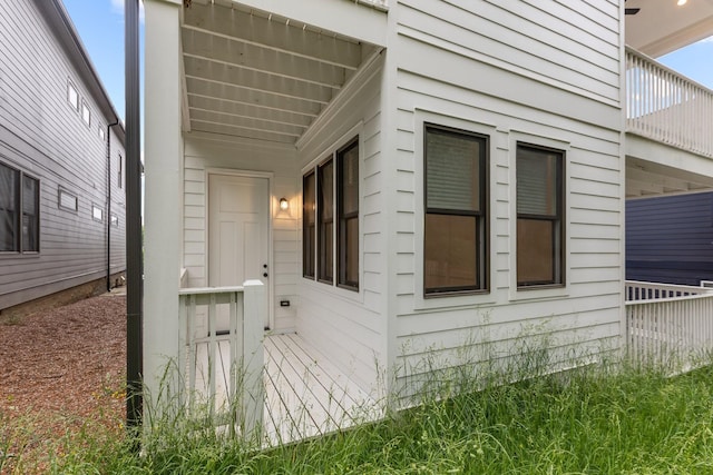 view of side of home