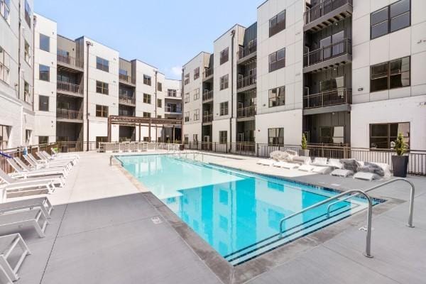 1677 54th Ave N Unit 318, Nashville, TN 37209 - community pool with a patio