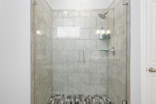 5509 Dana Ln, Franklin, TN 37064 - full bath with a shower stall