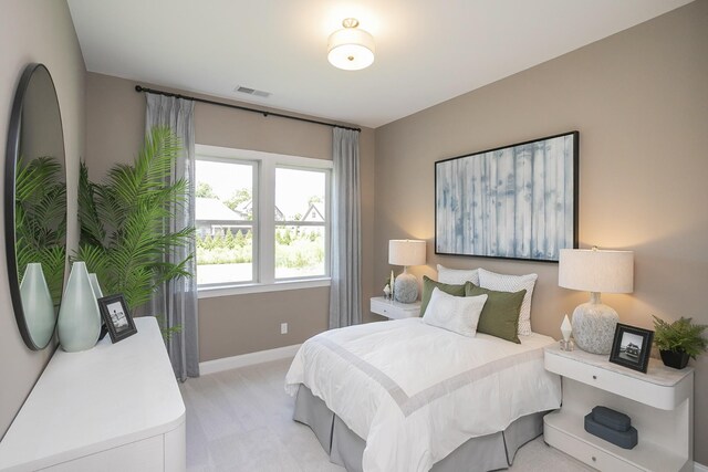 5963 Hunt Valley Dr, Spring Hill, TN 37174 - bedroom with baseboards