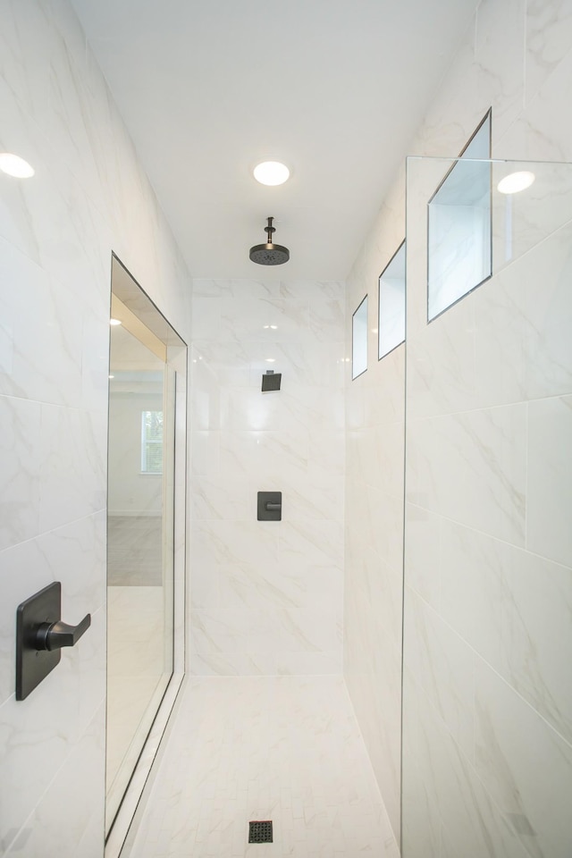 126 W Cassa Way, Mount Juliet, TN 37122 - bathroom featuring a walk in shower
