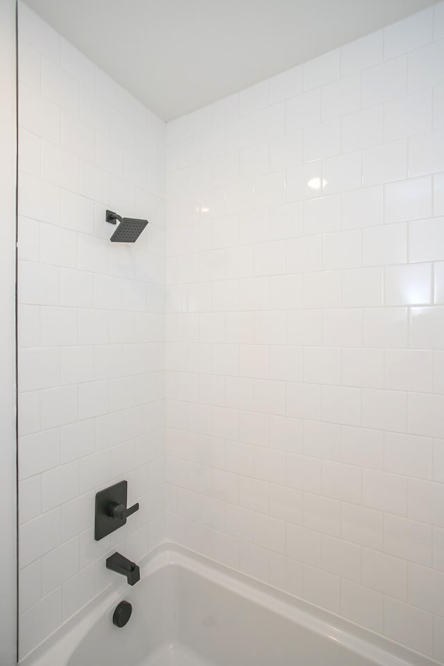 126 W Cassa Way, Mount Juliet, TN 37122 - bathroom featuring bathtub / shower combination