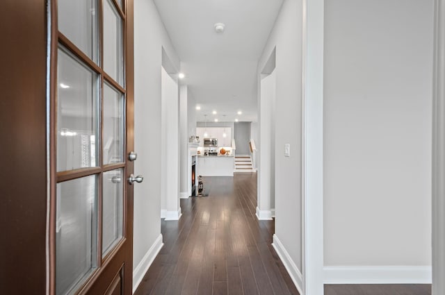 2131 Gunwale Mews, Franklin, TN 37064 - hall featuring dark wood-style floors and baseboards
