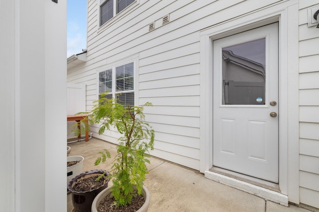 view of entrance to property