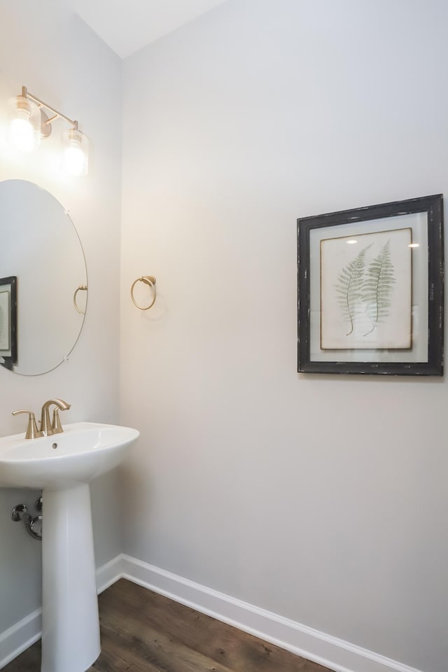 2804 Sonoma Way, Columbia, TN 38401 - bathroom with baseboards and wood finished floors