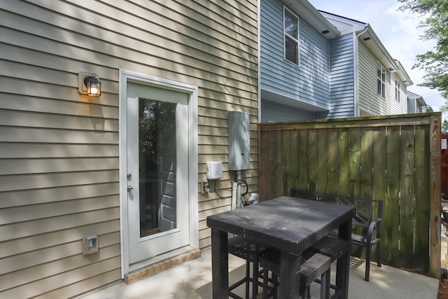 2804 Sonoma Way, Columbia, TN 38401 - view of patio featuring outdoor dining area