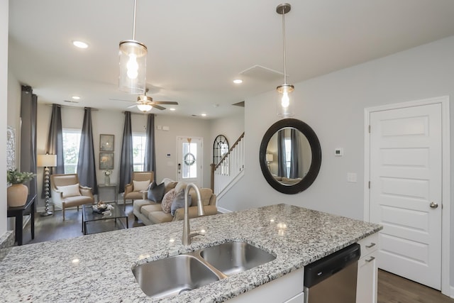 2804 Sonoma Way, Columbia, TN 38401 - kitchen with a ceiling fan, a sink, decorative light fixtures, dishwasher, and dark wood-style floors