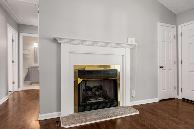 5000 Trailwater Dr, Antioch, TN 37013 - detailed view of wood finished floors and baseboards