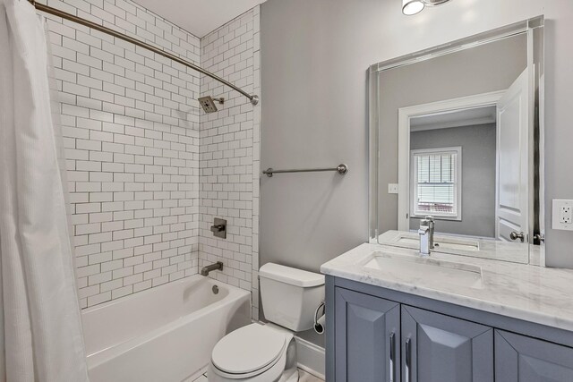 2221 10th Ave S, Nashville, TN 37204 - full bath featuring shower / bath combo, vanity, and toilet
