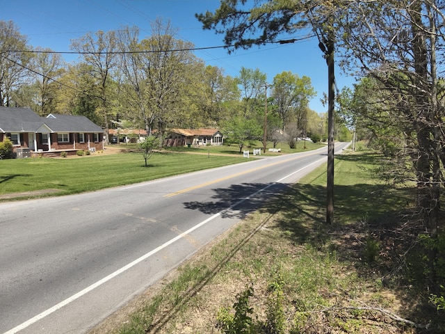 417 N Park St, Hohenwald, TN 38462