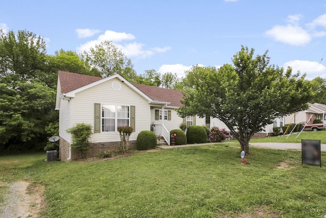 119 Sleepy Hollow Dr, Springfield, TN 37172 - view of front of house with a front lawn and a shingled roof