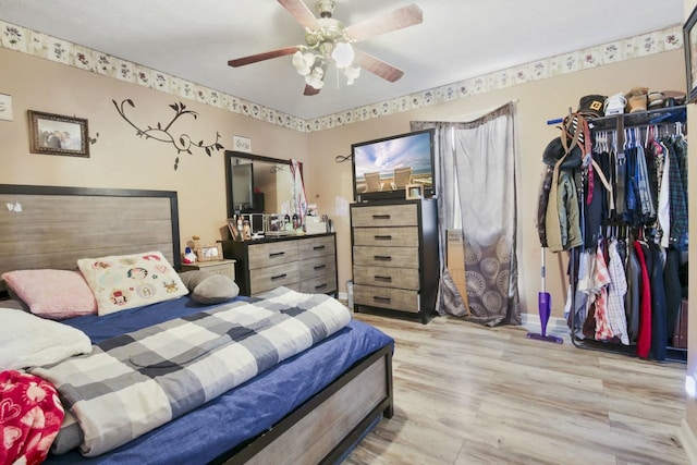 119 Sleepy Hollow Dr, Springfield, TN 37172 - bedroom with wood finished floors, a ceiling fan, and baseboards