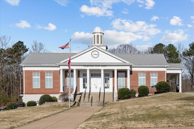 view of building exterior