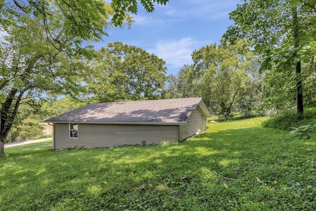 608 Dean Rd, Clarksville, TN 37040 - view of home's exterior featuring roof with shingles and a lawn