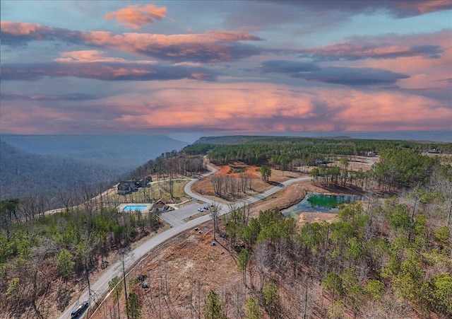 6675 Raulston Falls Rd, Jasper, TN 37347