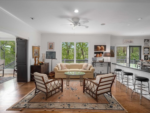 1229 Vintage Pl, Nashville, TN 37215 - living area featuring wood finished floors, a ceiling fan, crown molding, and recessed lighting