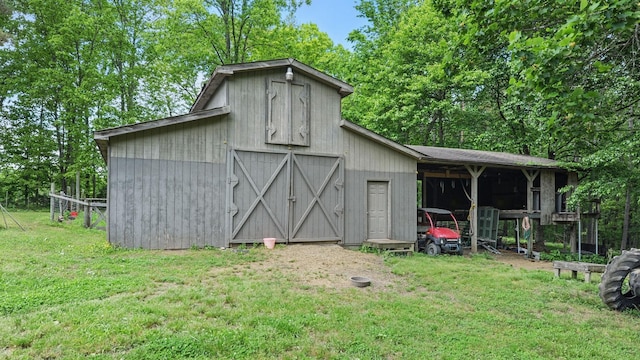 7621 Fernvale Rd, Fairview, TN 37062 - view of barn featuring a lawn