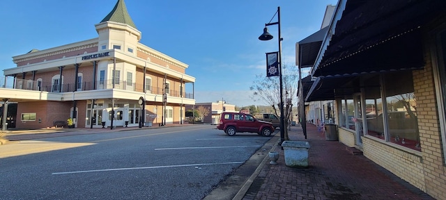 1008 Wc Pickett, Clifton, TN 38425