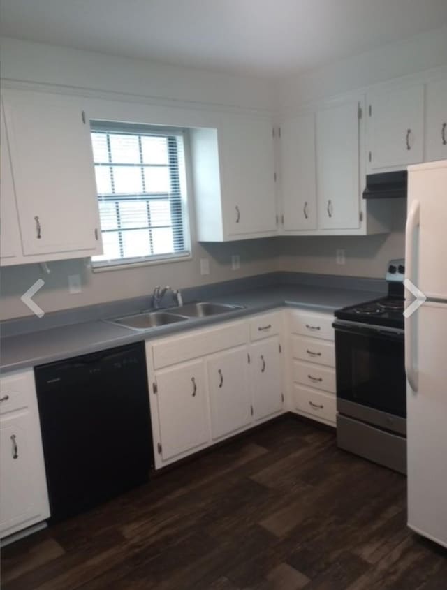 365 Peabody Dr, Clarksville, TN 37042 - kitchen featuring a sink, black dishwasher, freestanding refrigerator, stainless steel electric range, and under cabinet range hood