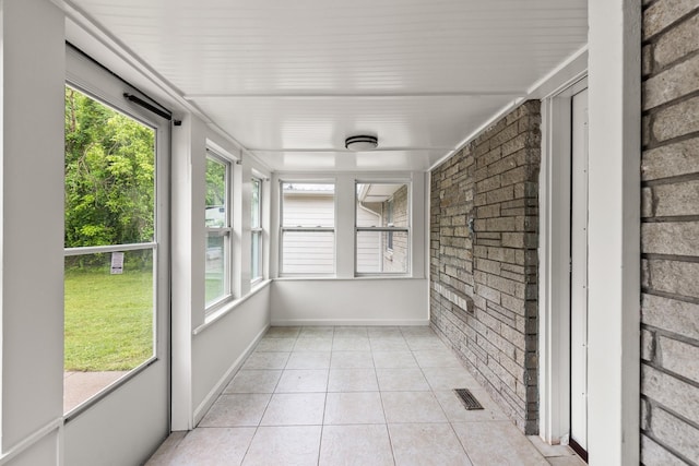 3103 Lakeland Dr, Nashville, TN 37214 - unfurnished sunroom with visible vents