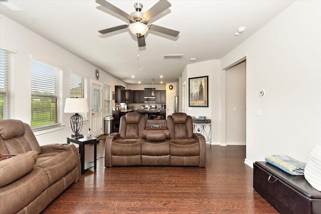 3157 Rift Ln, Murfreesboro, TN 37130 - living area with dark wood-style floors, a ceiling fan, baseboards, and recessed lighting