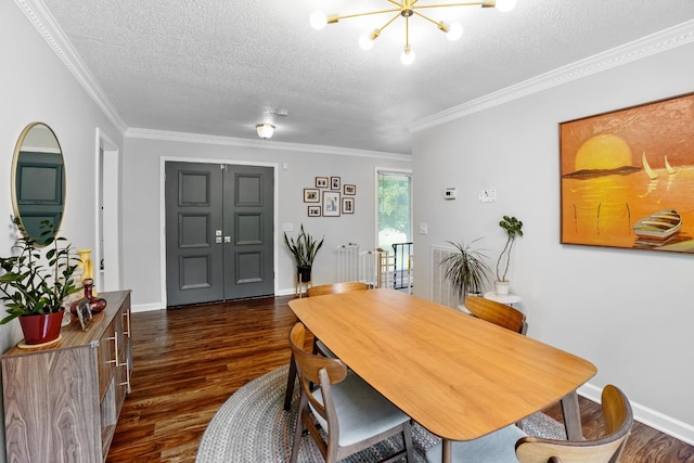5024 Lakeridge Dr, Old Hickory, TN 37138 - dining area with dark wood-style floors, a textured ceiling, crown molding, a chandelier, and baseboards