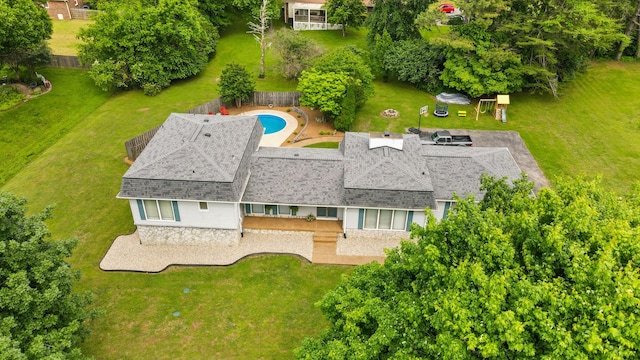 5024 Lakeridge Dr, Old Hickory, TN 37138 - aerial view of property and surrounding area featuring a pool area