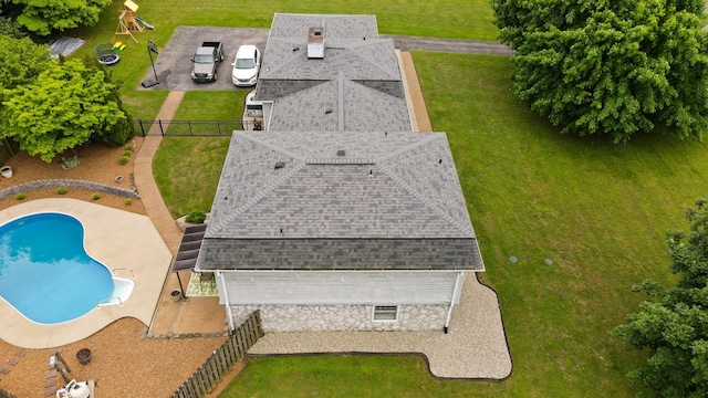 5024 Lakeridge Dr, Old Hickory, TN 37138 - aerial view of property and surrounding area featuring a pool area