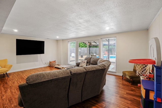 5024 Lakeridge Dr, Old Hickory, TN 37138 - living area with a textured ceiling, dark wood-type flooring, baseboards, and recessed lighting