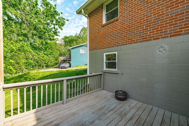 411 Rosehill Ct, Goodlettsville, TN 37072 - deck with a lawn