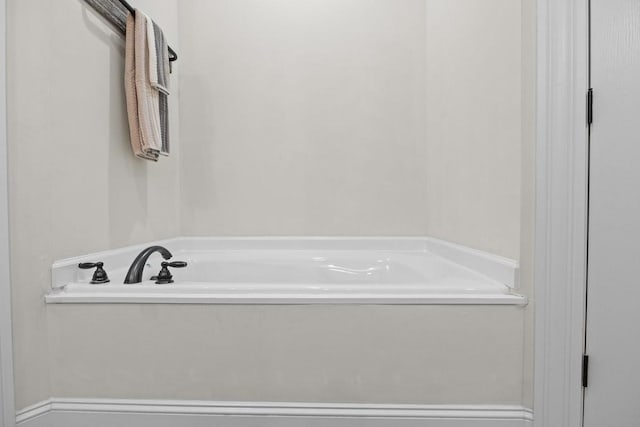 531 Wilson Hollow Rd, Dickson, TN 37055 - full bath with a garden tub