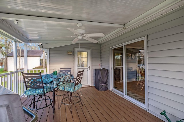 121 Grassland Dr, Gallatin, TN 37066 - deck featuring a ceiling fan and outdoor dining space