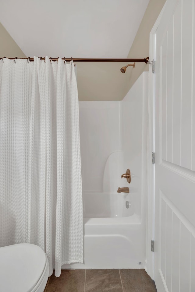 127 Cobblestone Place Dr, Goodlettsville, TN 37072 - full bath featuring shower / tub combo, tile patterned floors, and toilet