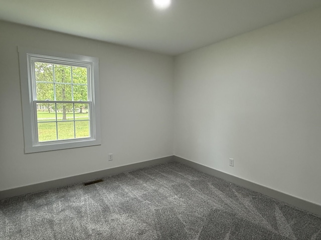 305 Twelve Oaks Rd, Tullahoma, TN 37388 - unfurnished room with carpet floors and baseboards