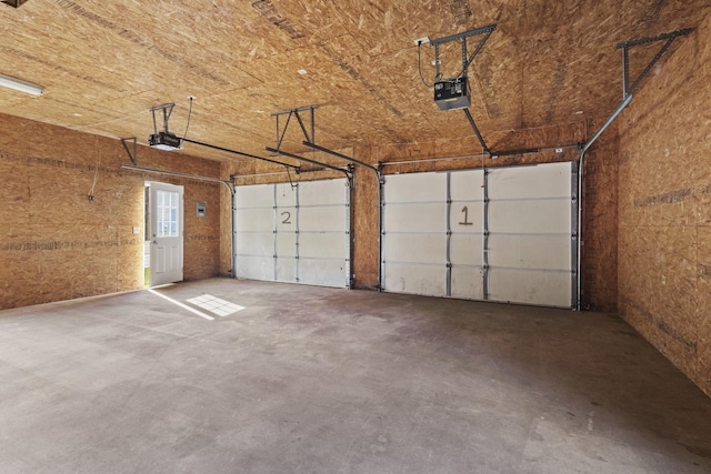 1405 W Lincoln St, Tullahoma, TN 37388 - garage with a garage door opener